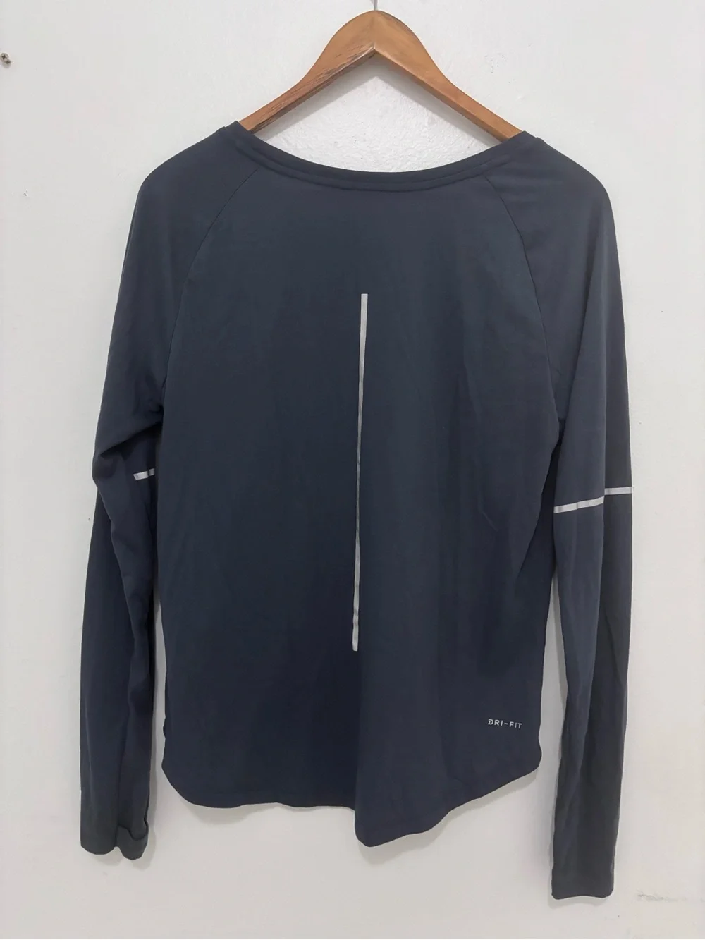 Nike Women's Long Sleeve Dri-FIT Top - Slate